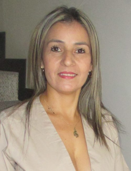 1075-500x650