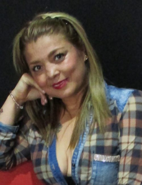 1105-500x650